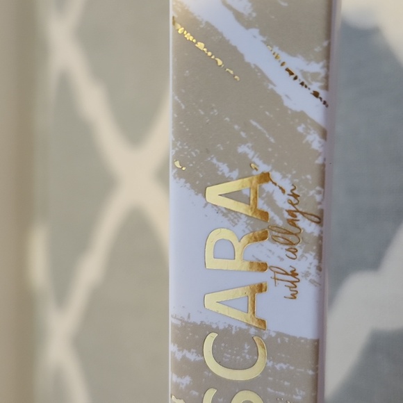 Flekk Silkk Mascara with Collagen - Picture 2 of 14